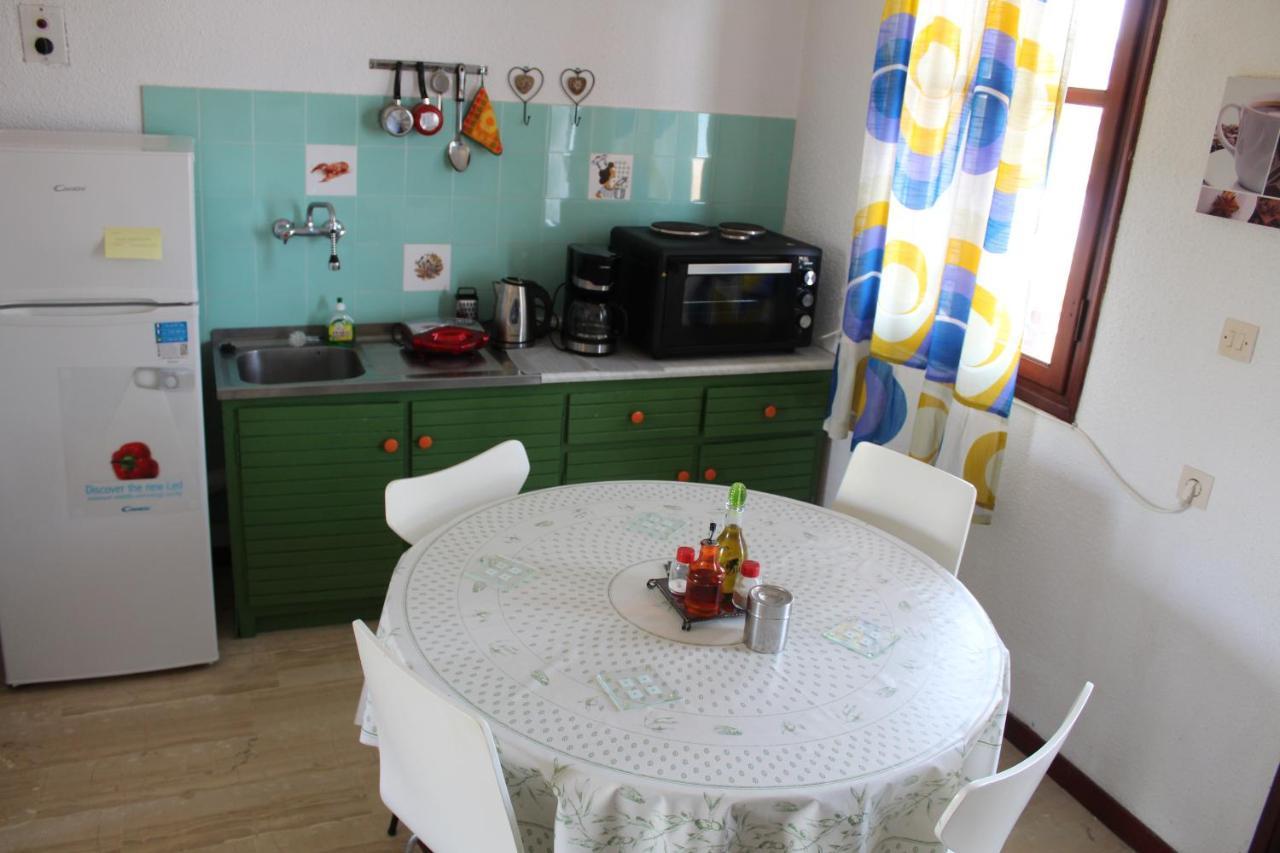 Nikos Seaside Apartments Litheres Exterior foto